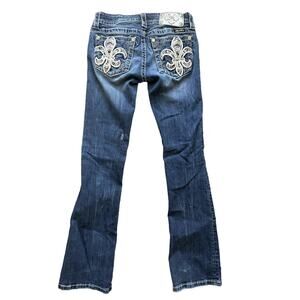Miss Me Fleur De Lis Signature Bootcut jean 25